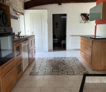 Condezaygues House | Gîte avec piscine