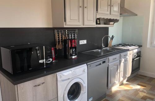 Ponce sur Le Loir House | Gîte Confort au Coeur de la Vallée du Loir : 4 Ch, Jardin, Fibre, BBQ, Proche Château - FR-1-410-274