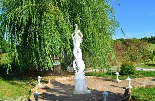 Villematier House | Gîte d hôte jacuzzi piscine sauna privés