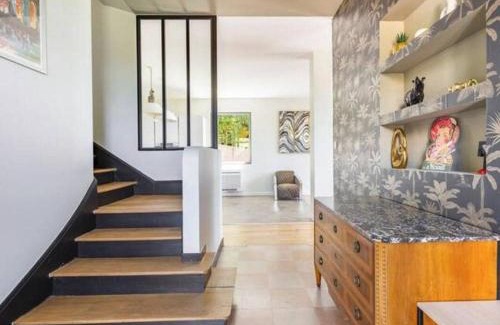 Vichy House | Gîte de charme avec piscine chauffée près des thermes de Vichy, jardin clos, clim et confort absolu - FR-1-489-495
