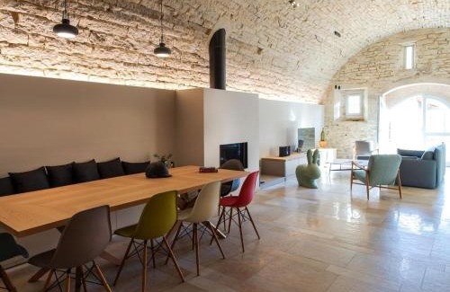 Fondremand House | Gîte de charme rénové avec cheminée à Fondremand - FR-1-583-422