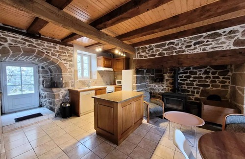 Saint-Yrieix-le-Dejalat Villa | Gîte de France Gîte des veyssières 3 ears - Gîte de France 4 people