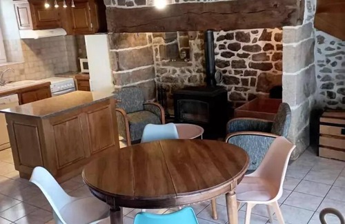 Saint-Yrieix-le-Dejalat Villa | Gîte de France Gîte des veyssières 3 ears - Gîte de France 4 people