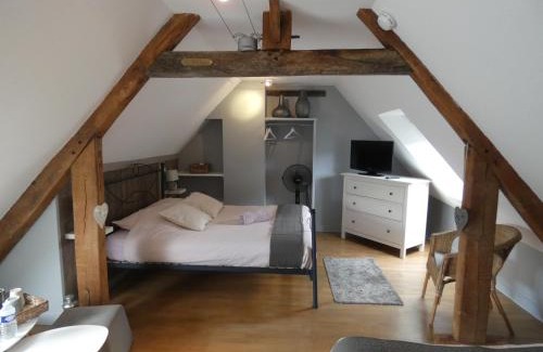 Campandre-Valcongrain Bed & Breakfast | Gîte de la Cour