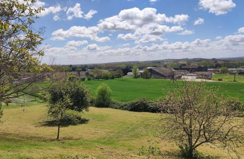 Lectoure Apartment | Gîte de la Tride 1. Avec Terrasse Proche du Centre
