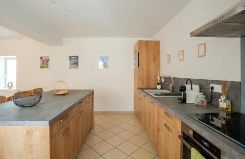 Autun Apartment | Gîte des Chaumottes, meublé avec terrasse