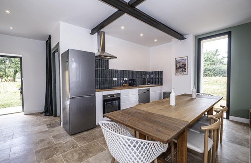 Gaillac Ski Chalet | Gîte des Roussèles - Air-con, Spa, Garden