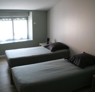 Louin House | Gîte du Four Banal