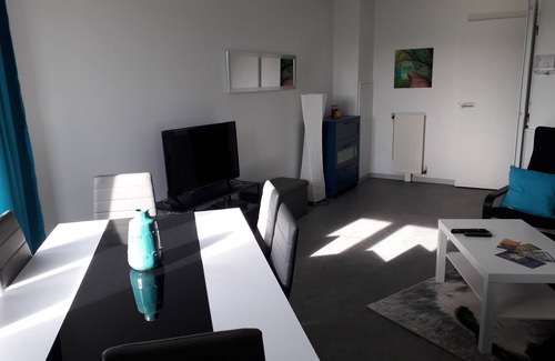 Saint-Germain-sur-Morin Apartment | Gîte du Lochy, 4km Disney, 5 people, 1 bedroom, quiet area, near bus.