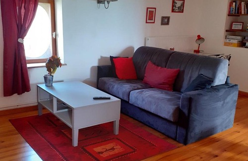 Saint-Germain House | Gîte familial calme avec jardin, wifi et équipements bébé, animaux acceptés - FR-1-584-92