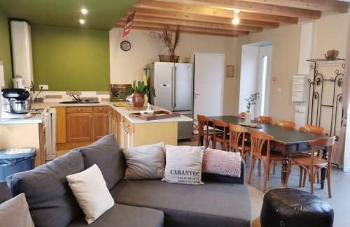 Plouigneau House | Gîte Familial de La Grande Hermine à Moins de 17 Min. des Plages de Locquirec