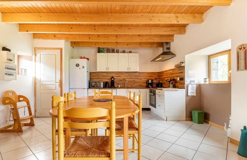 Pouldergat Cottage | Gîte for 6 people, vineyard view, close to beaches