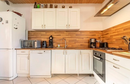 Pouldergat Cottage | Gîte for 6 people, vineyard view, close to beaches