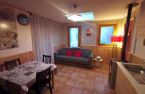 Campan House | Gîte Ha-Py Chalet