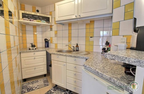 Saint-Cast-le-Guildo Apartment | Gîte la Crabière, 900m de la Mer, Animaux de Compagnie Bienvenue