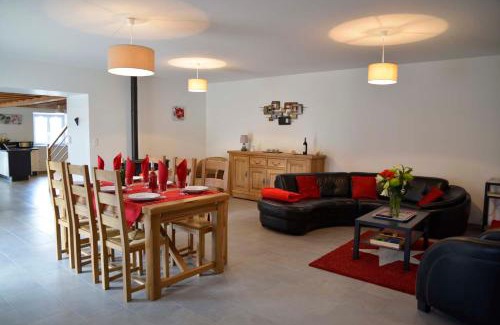 Saint-Leger-du-Malzieu House | Gîte La Maison d'Alphonse 7/8 personnes