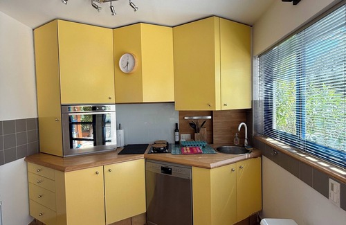 Saint-Guiraud House | Gîte la Majorelle T3 de 92 m² + Terrasses, Jardin