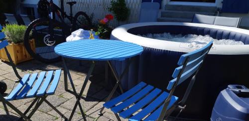 Les Fontenelles House | Gîte La petite maison horlogère jacuzzi & sauna , prêt de raquettes des neiges