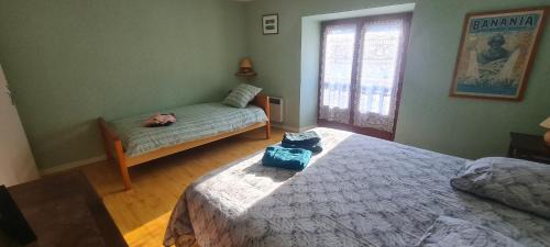 Canet-de-Salars House | gîte la tanière de claire