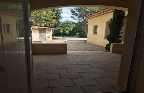 Pelissanne Cottage | Gîte Le Dracena - Duplex - Jardin/Piscine