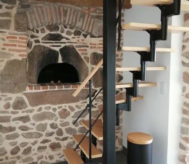 Montmelard House | Gîte Le four à pain avec SPA