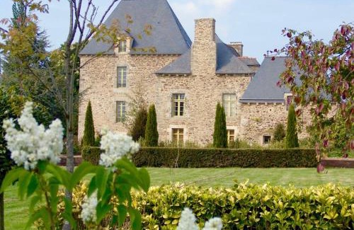 Corseul Apartment | Gîte Le Logis - Manoir le Plessix Madeuc