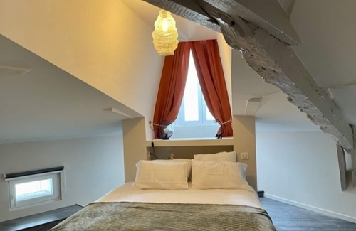 Saint-Astier Apartment | Gîte les jasmins historic center Saint-Astier