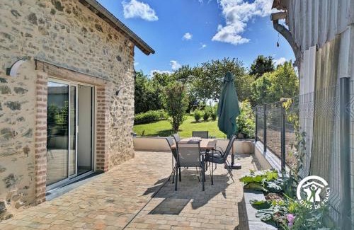 Ampoigne House | Gîte Les mésanges, jusqu'à 6 personnes