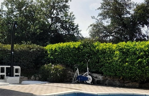 Montagnac Villa | Gîte Location 1 canape-lit rapido 140 - bedroom 1 bed 160 refurbished.