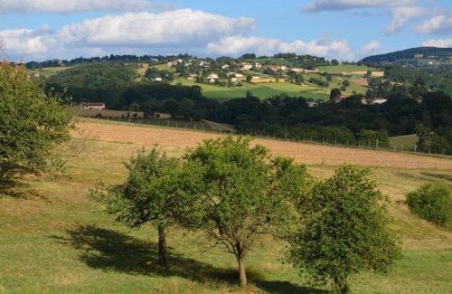 Chamboeuf House | Gîte rustique avec cheminée, jardin et wifi - FR-1-496-175