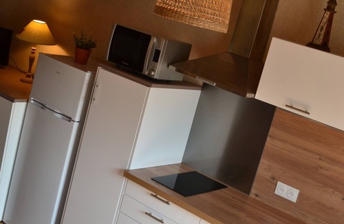 La Jarrie Apartment | Gîte Studio Piscine Couverte Proche La Rochelle Pour Petit Séjour en Famille