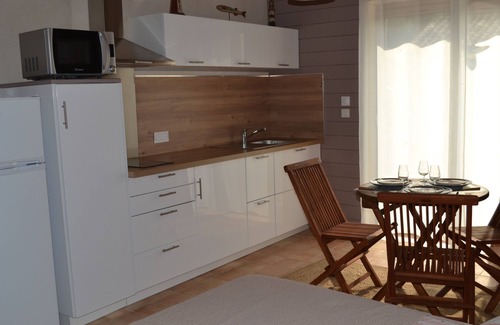 La Jarrie Apartment | Gîte Studio Piscine Couverte Proche La Rochelle Pour Petit Séjour en Famille