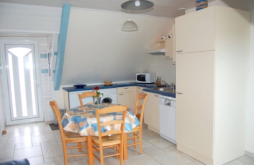 Erdeven Apartment | Gîte Ty Héol, ocean view at 400m - Erdeven plage - 2 rooms for 4 pers