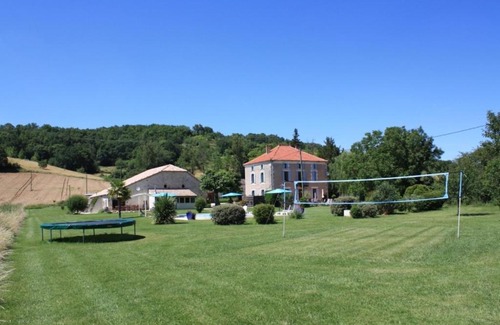 Roquecor House | Gîtes Grand Pré ! et la Roulotte de Roquecor