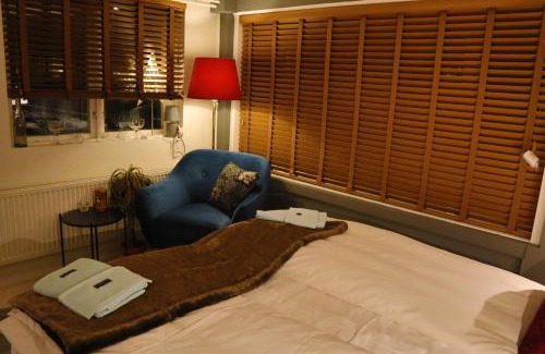 Botkyrka Bed & Breakfast | Göte`s B&B