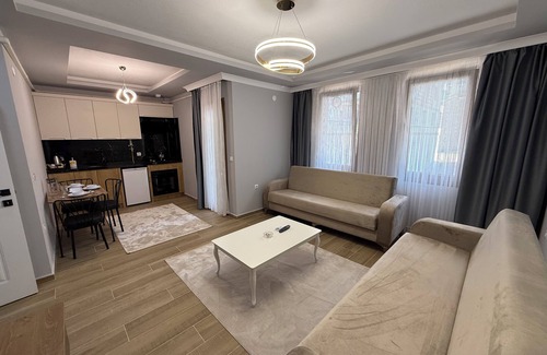 Surmene Apartment | Güven Palace Suites