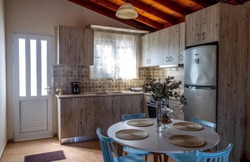 Haraki House | G & M Beach House