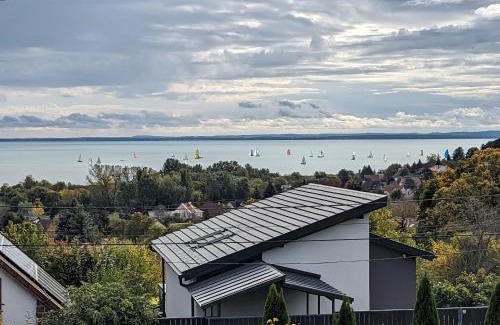 Balatonalmadi House | Gabi háza