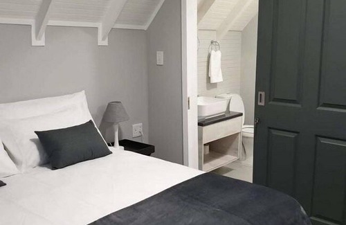 George Bed & Breakfast | Gables B & B