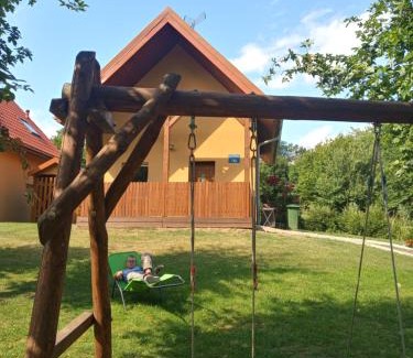 Radkow House | Gajówka