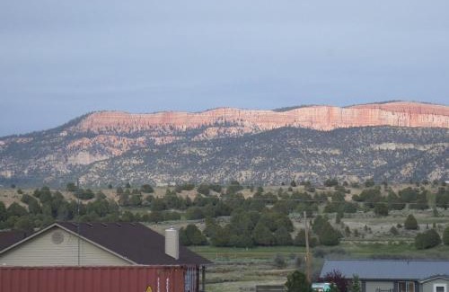 Hatch Hotel | Galaxy of Harley Bikers Between Bryce and Zion