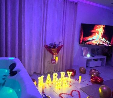 Champigneulles Apartment | GALAXY SPA - Suite Venus Jacuzzi et Sauna Privatif
