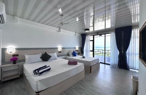 Fulidhoo House | Galaxy Sunrise Sea View
