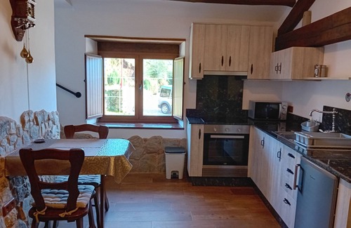 Curtis House | Galician Vintage Stone Cottage for 2 people