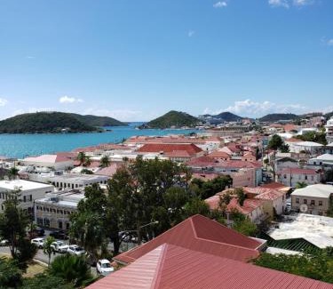 Estate Kings Quarter Bed & Breakfast | Galleon House Hotel