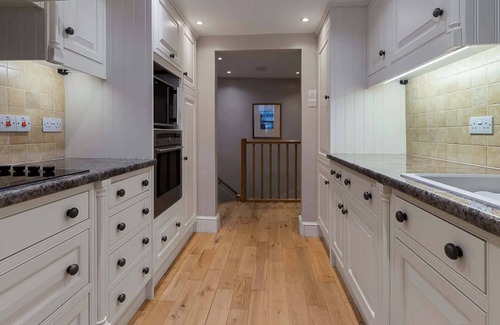 Chagford House | Gallery Lodge - Short Stays UK Ltd