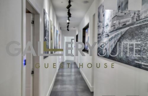 Civitavecchia House | Gallery Suite