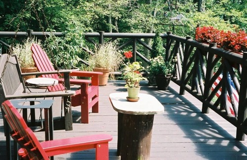 Galway House | GALWAY LAKE ADIRONDACK GETAWAY 3 BEDROOMS, 3 BATH SLEEPS 6