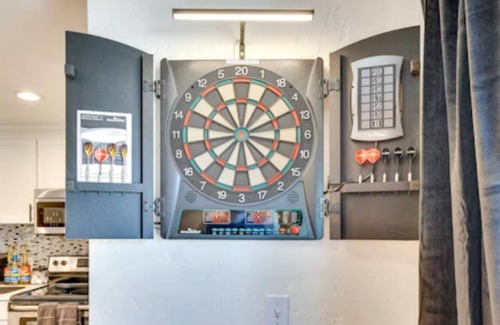 Southeast Boise House | Game Night Condo w/Darts, Pool and More