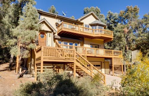 Pine Mountain Club House | Game Room and Deck Modern Frazier Park Home!